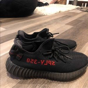 Yeezy Boost 350 V2 ‘Bred’